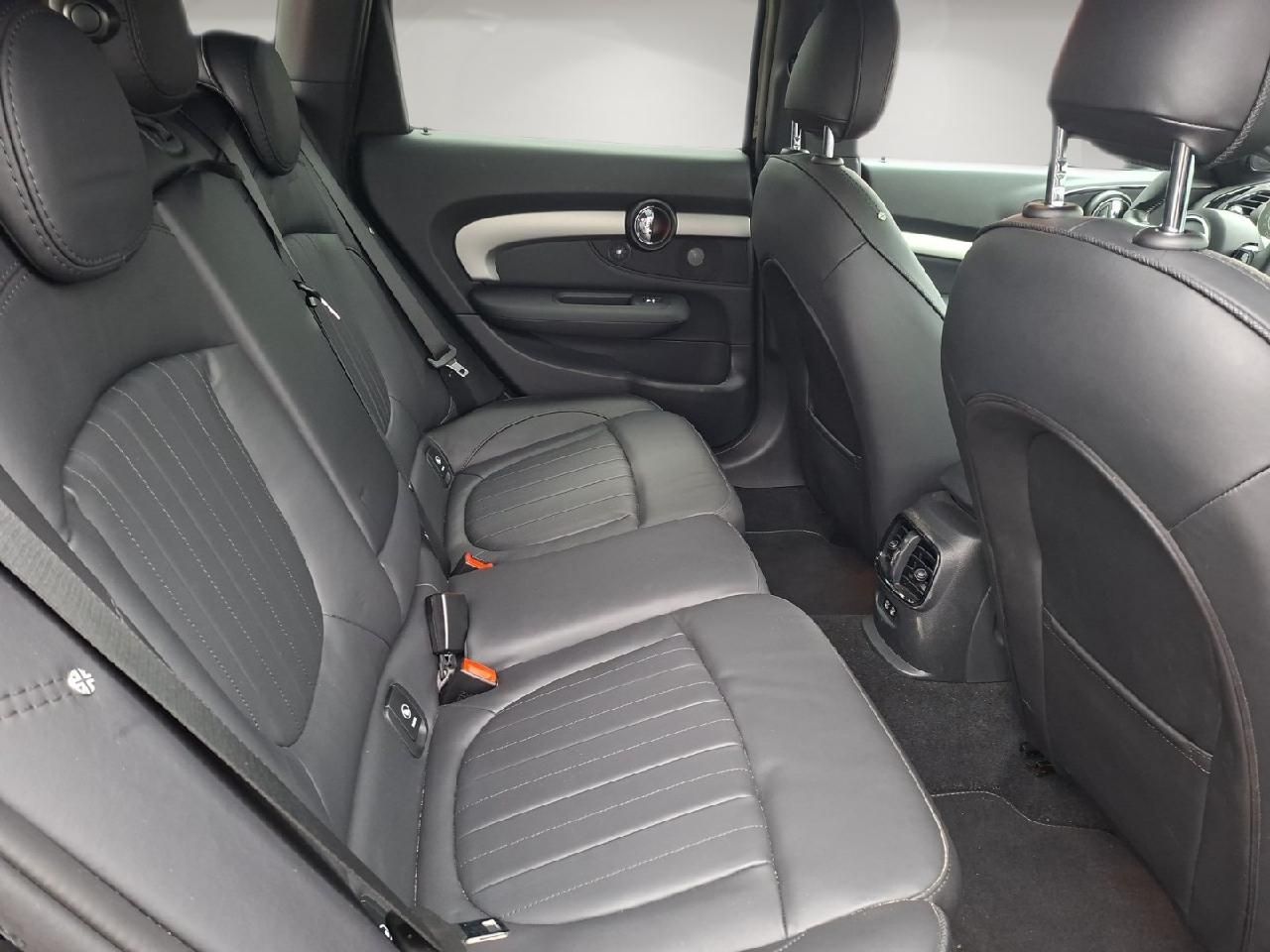 Fahrzeugabbildung MINI Clubman Cooper S MINI Yours Trim