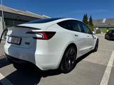 Tesla Model 3 Performance 2024 | weiß/weiß - Tesla Model 3 aus 2024