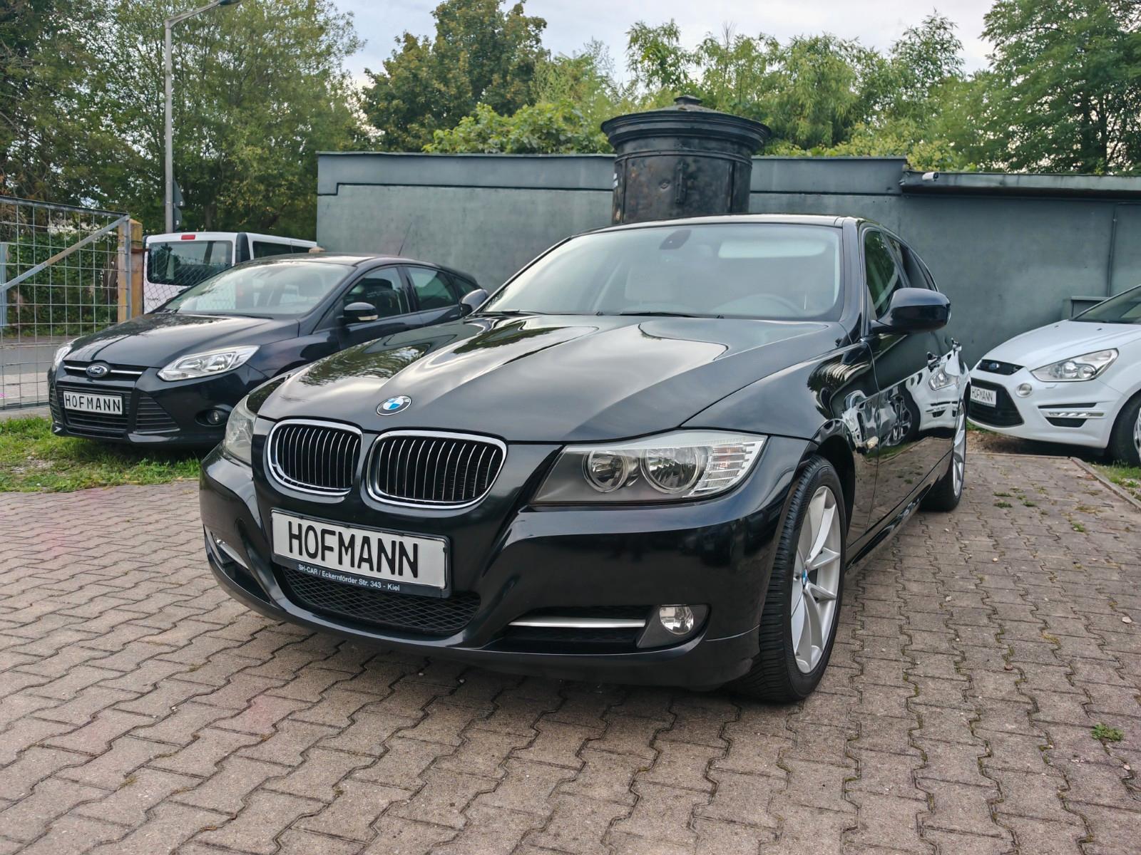 BMW 318 2011 — photo 14