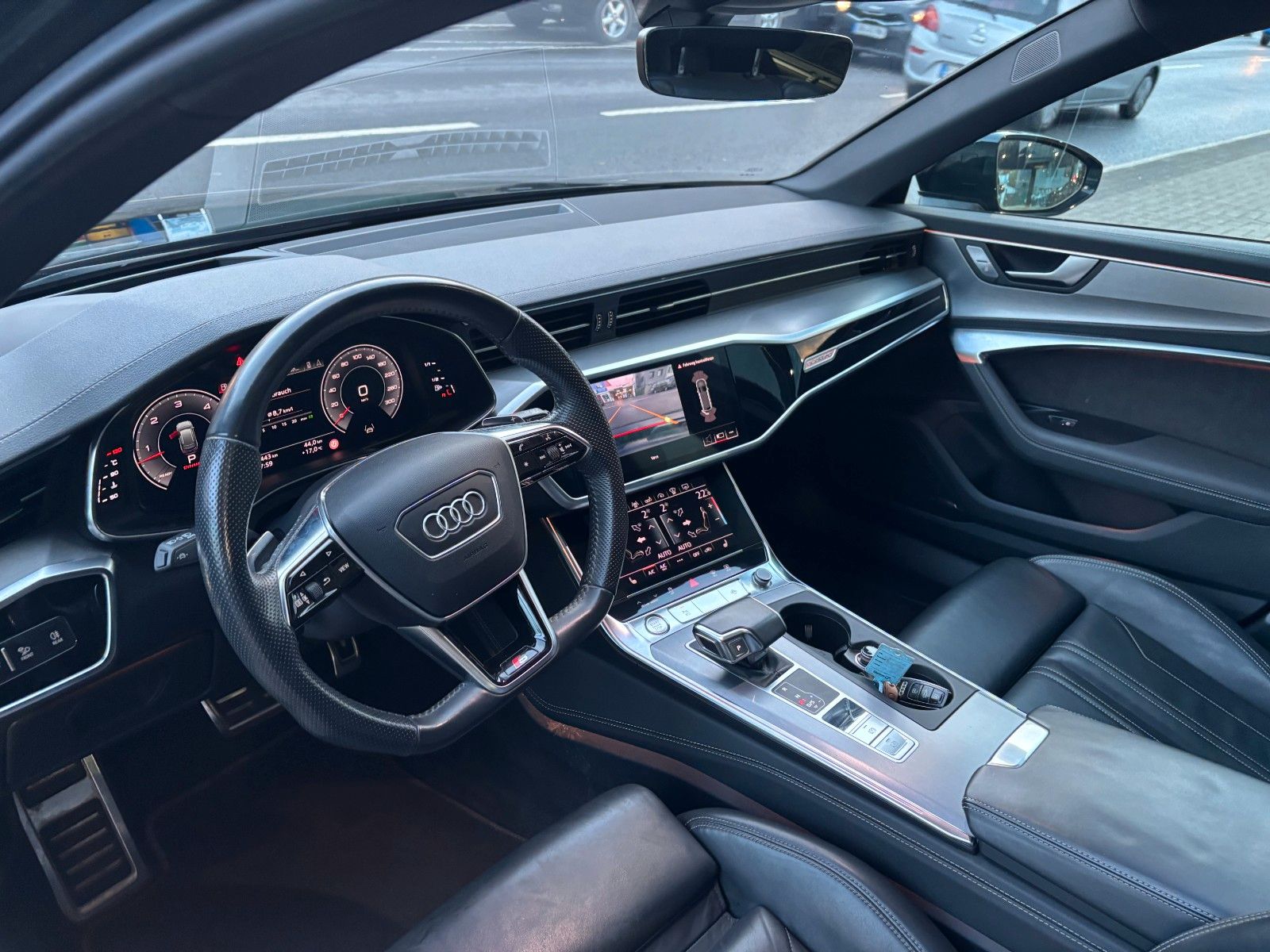 Fahrzeugabbildung Audi A6 Avant 50 TDI *S-Line*Pano*HUD*B&O*Kamera