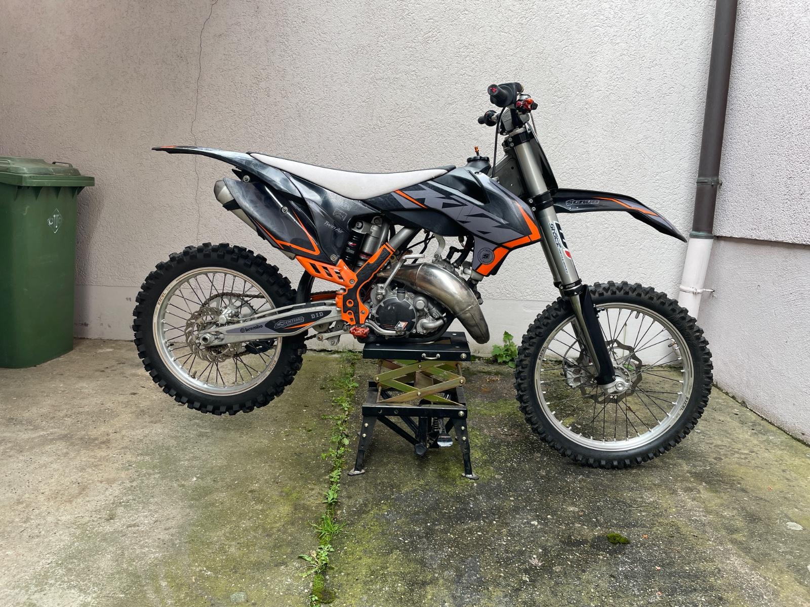KTM SX 2014 — interior