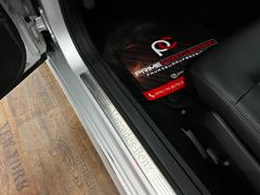 MERCEDES-BENZ E 200 CDI BlueEfficiency / 1.HD / GARANTIE / ILS