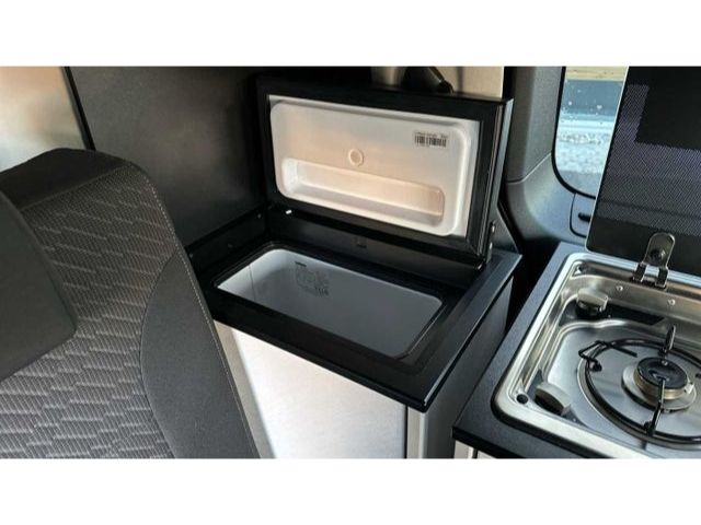 Fahrzeugabbildung Crosscamp Flex AHK MARKISE KÜCHE StandHZG AHK-abnehmbar Na
