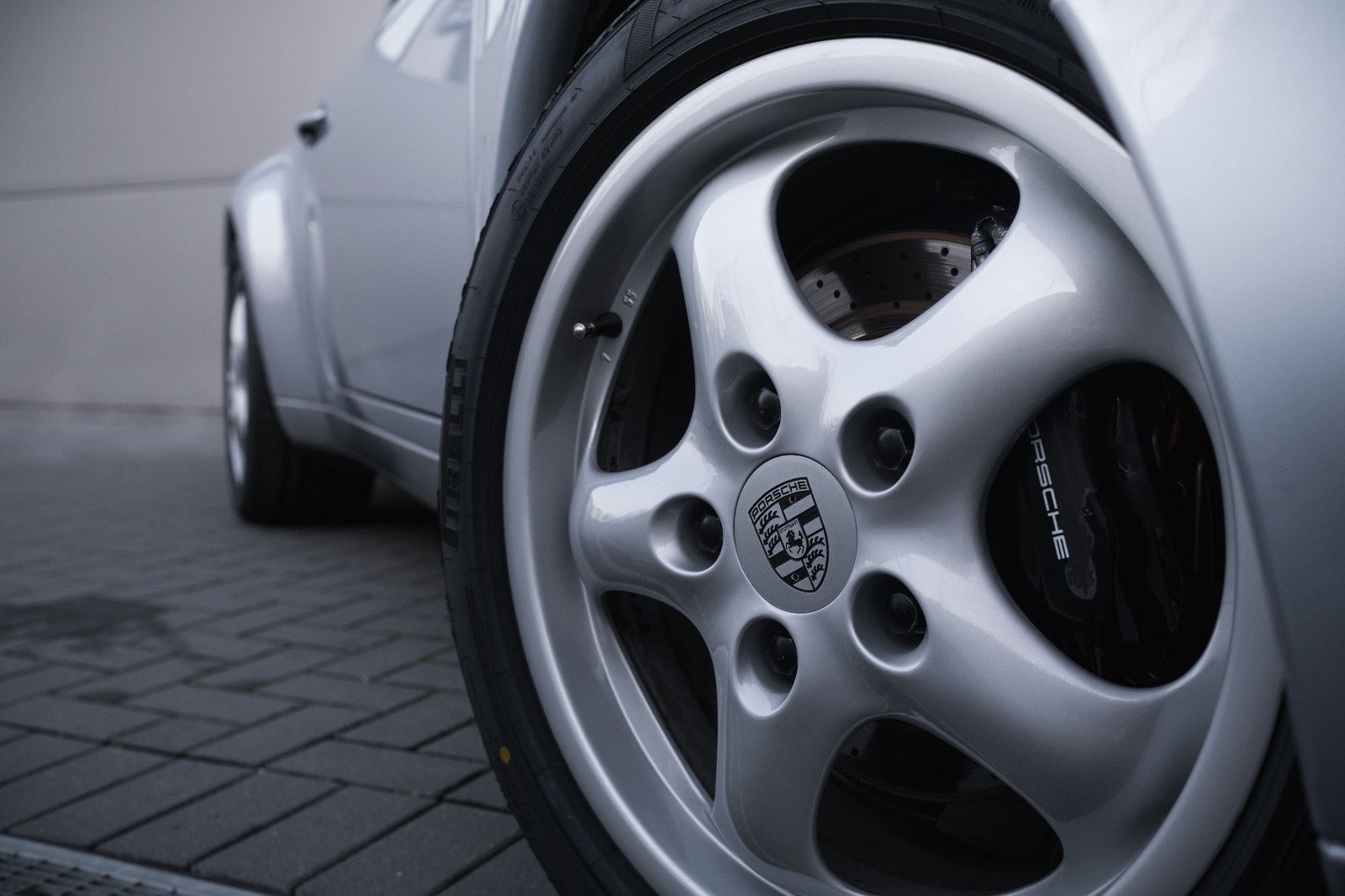 Fahrzeugabbildung Porsche 993/911 Carrera-dt. Auto-unfallfrei-Schalter