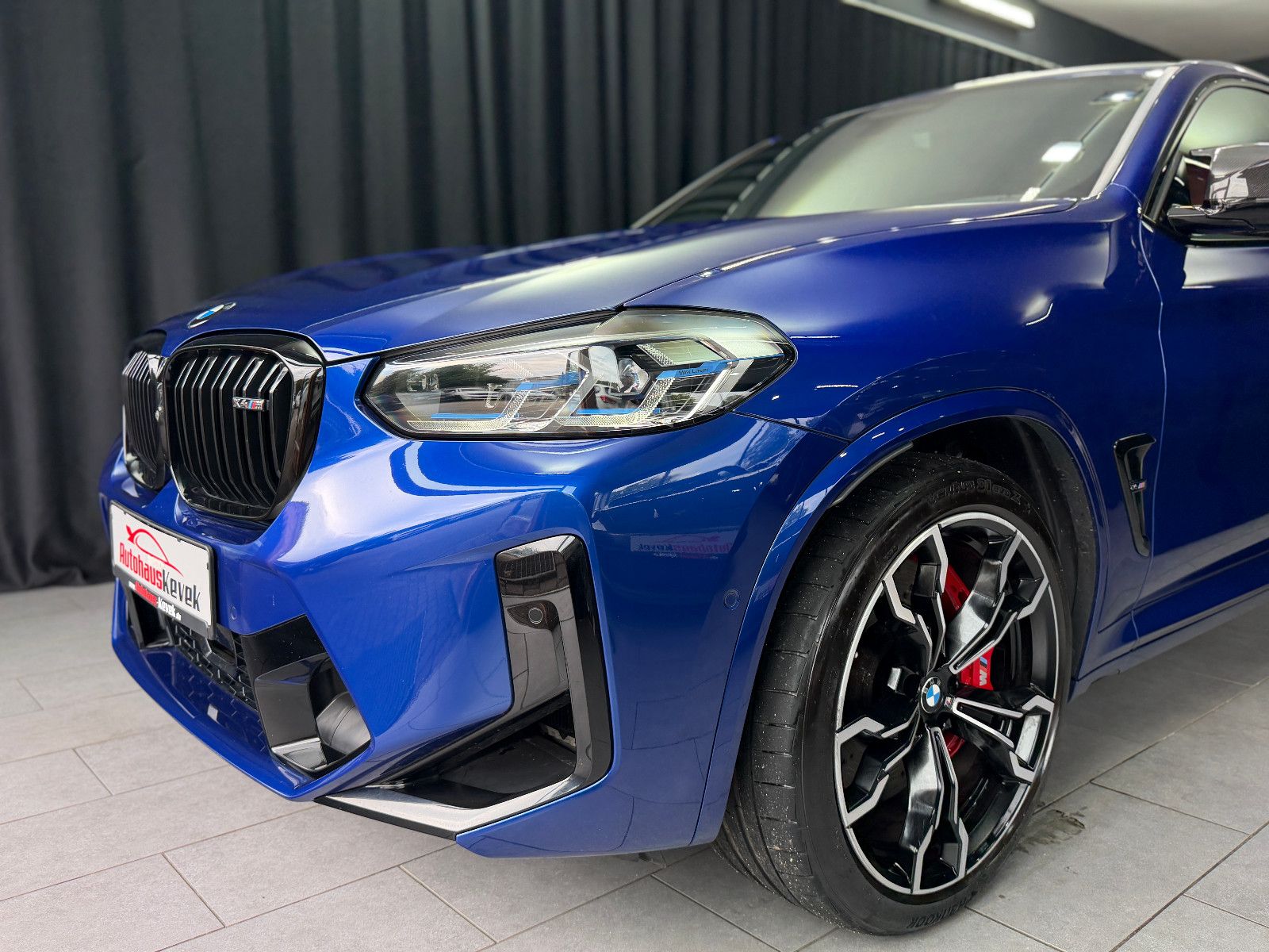 Fahrzeugabbildung BMW X4 M Competition |CARBON|H/K|LASER|HuD