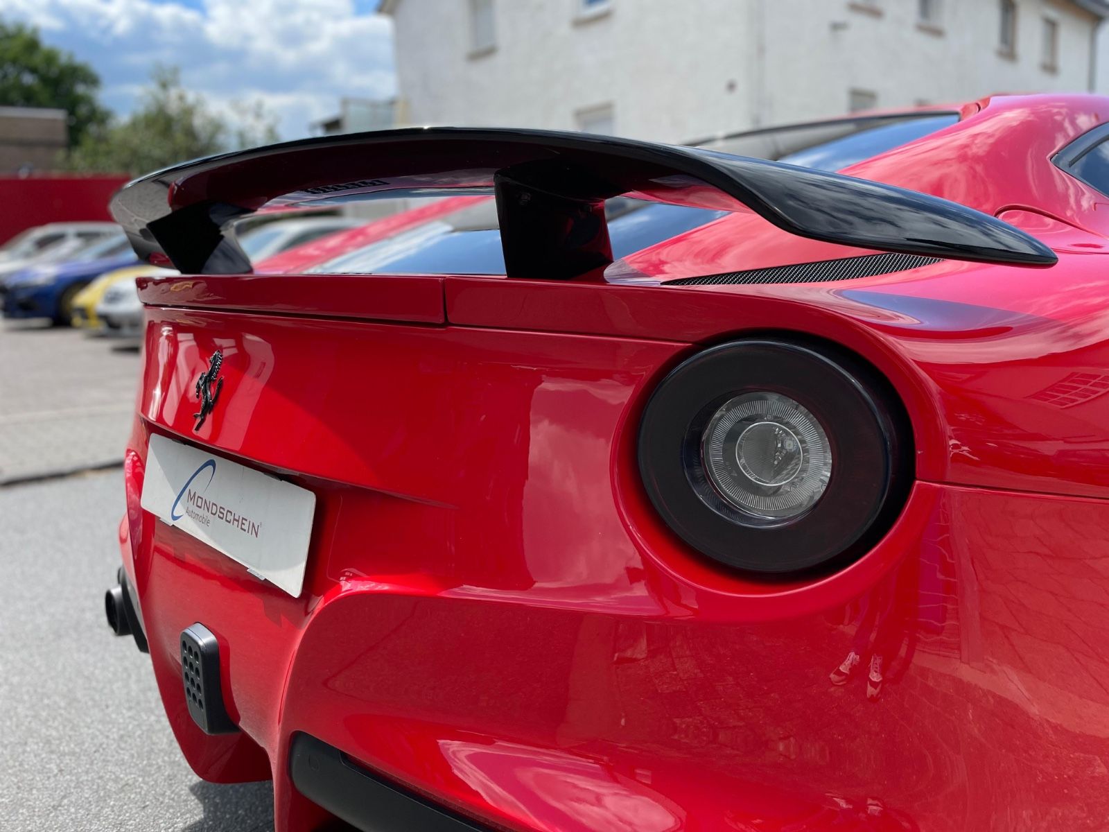 Fahrzeugabbildung Ferrari F12 Berlinetta Novitec |Carbon|LED Lenkrad|Navi|
