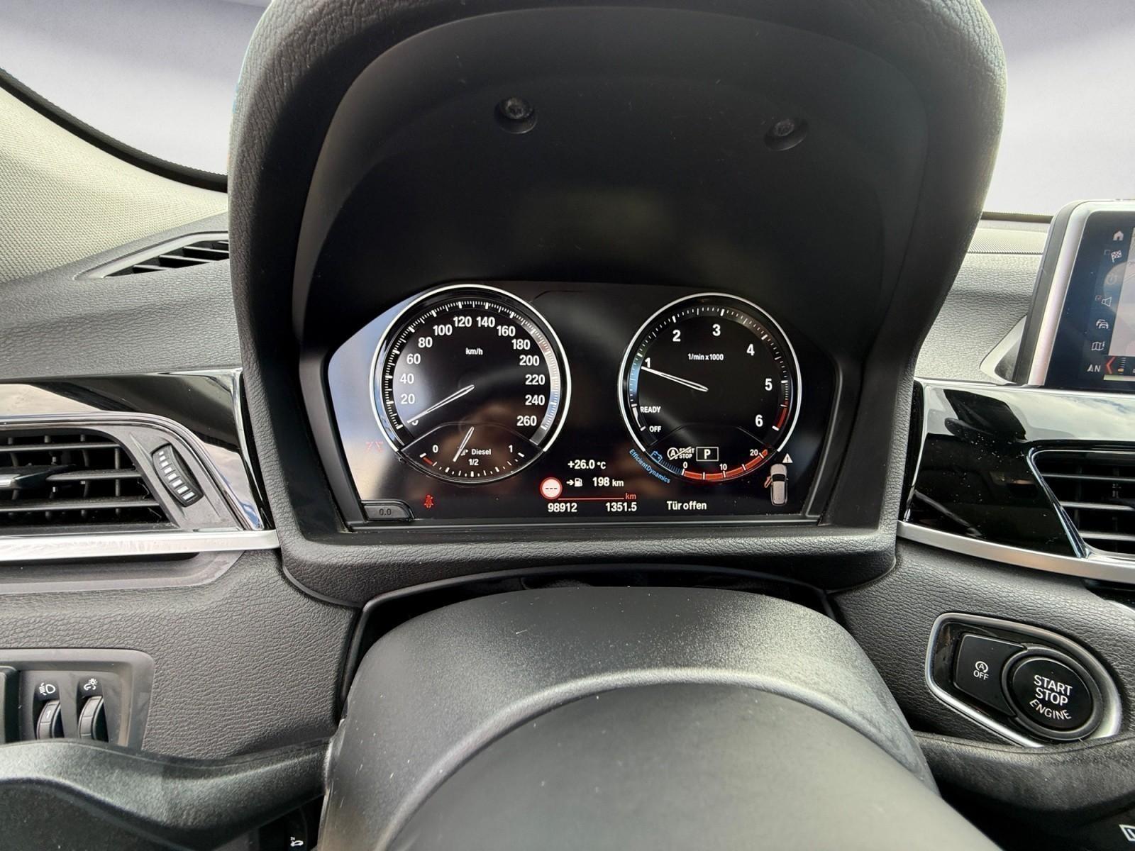 BMW X1 sDrive18d Advantage Aut. Panorama AHK Rückfah, миниатюра 11