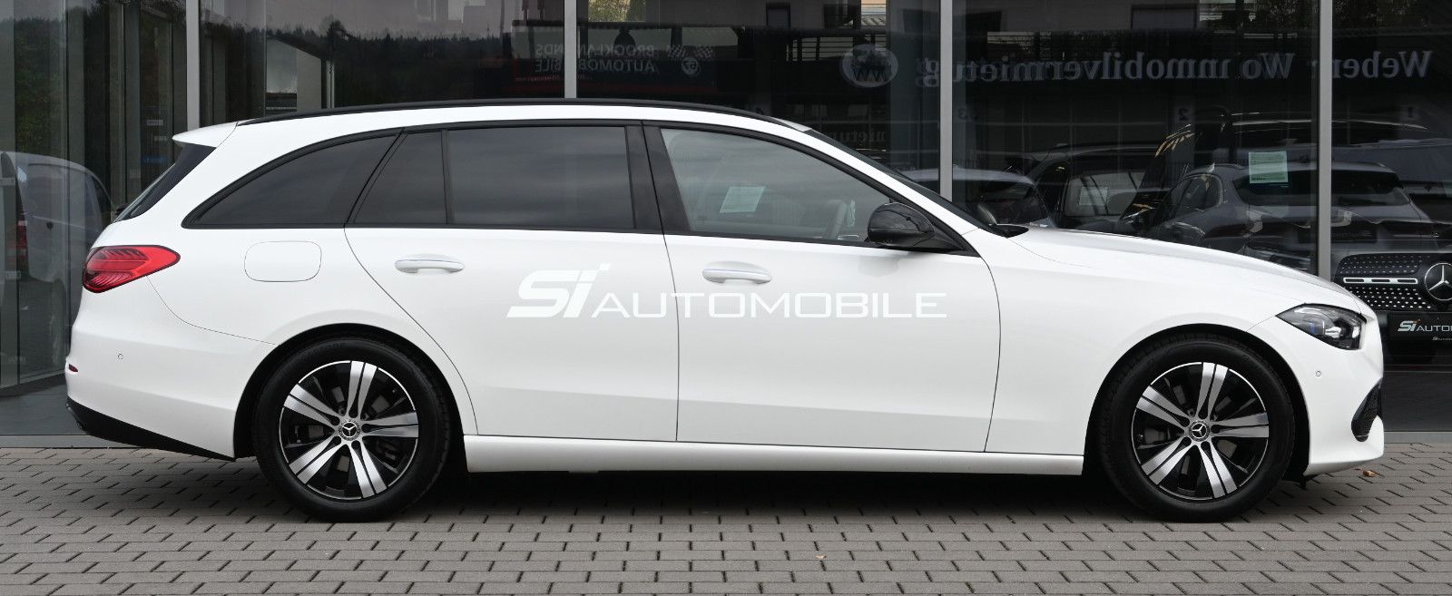 Fahrzeugabbildung Mercedes-Benz C 200 d T Avantgarde °Night Pak°AHK°ILS°360°KAM