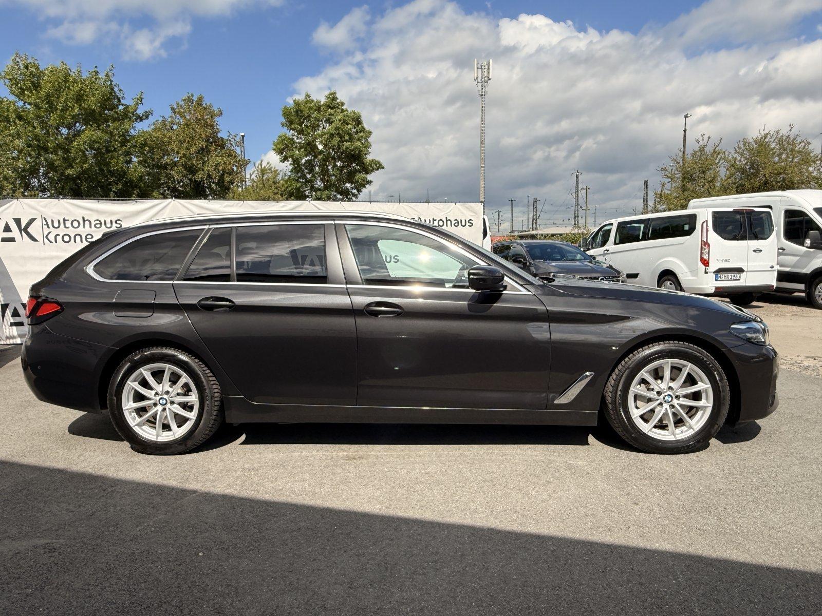 BMW 530 i Mild Hybrid *SPORTSITZE*AHK*LIVE COCKPIT *, миниатюра 5