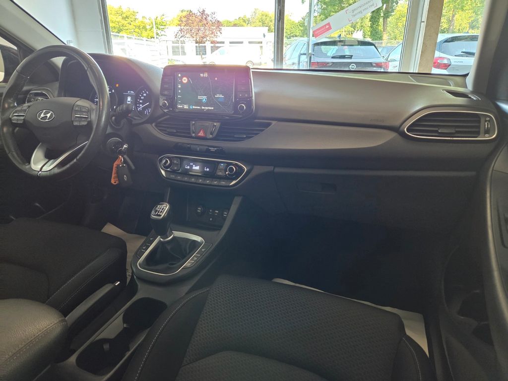 Hyundai i30 Intro HU AU NEU – Ansicht 18