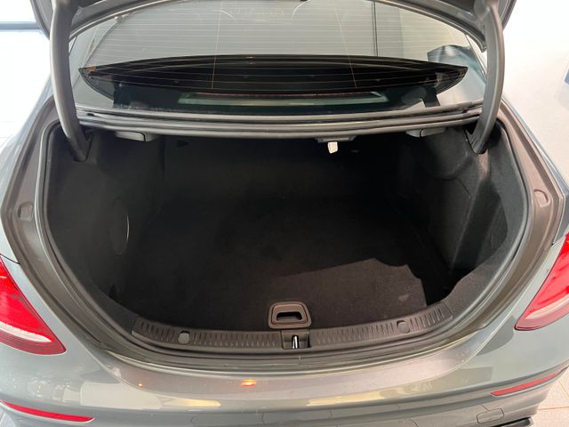 Fahrzeugabbildung Mercedes-Benz E 63 S AMG 4Matic+/Sthzg/Memory/Burmester 3D