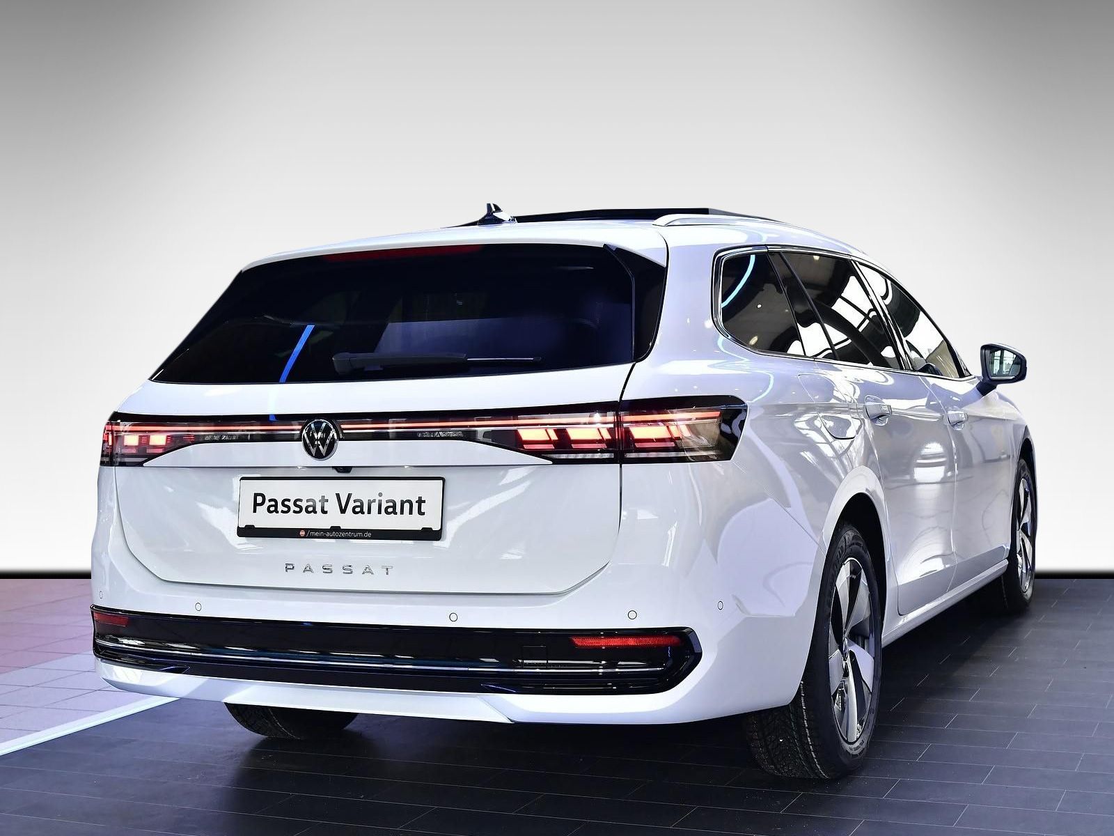 Fahrzeugabbildung Volkswagen Passat Variant Elegance 2,0 l TDI SCR 150 PS 7-G