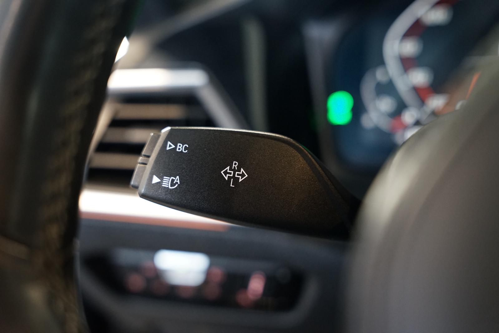 BMW M340i Touring xDrive | Laser | Pano | HuD | 19