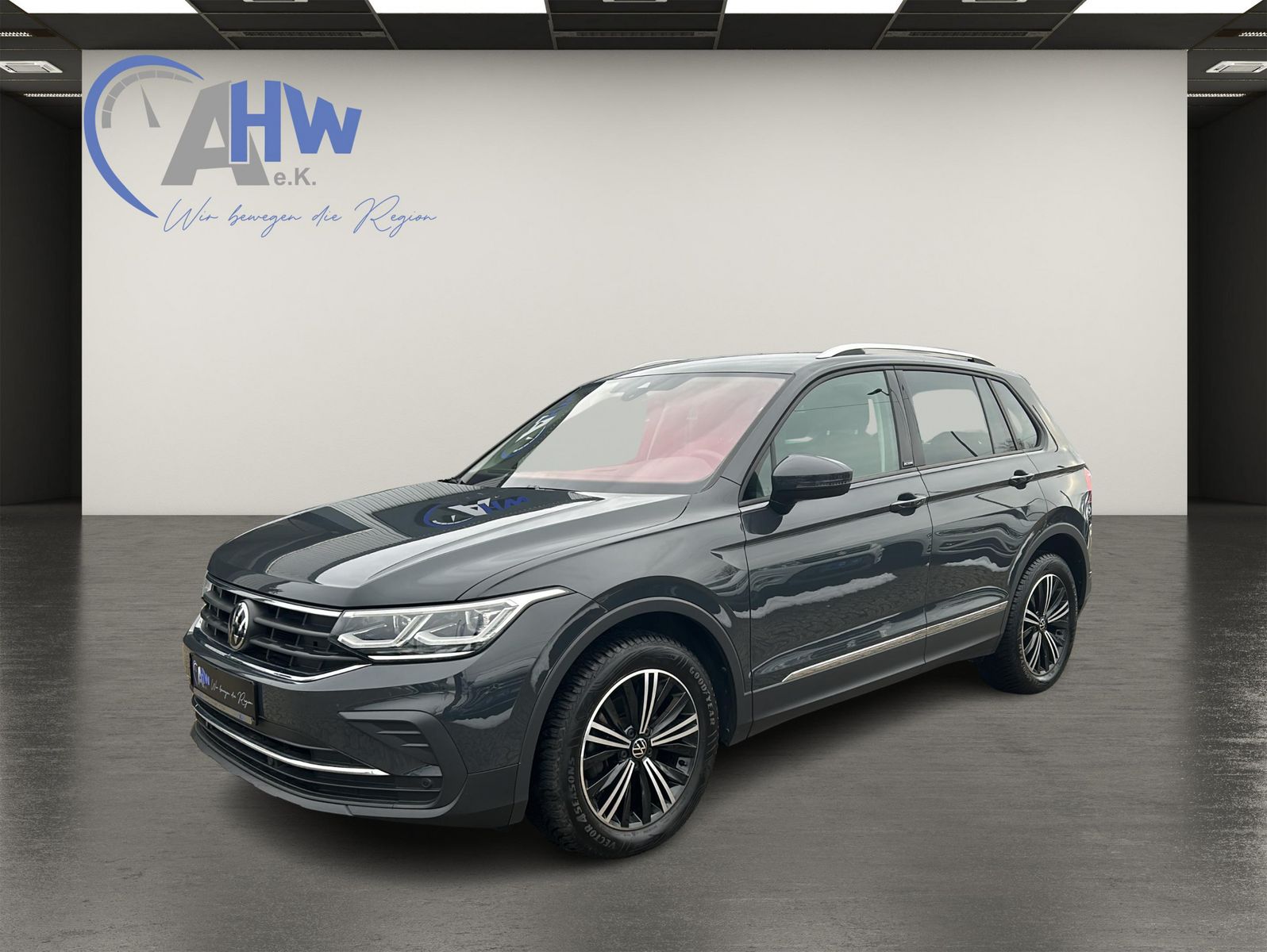 Fahrzeugabbildung Volkswagen Tiguan 2,0 TDI SCR DSG ActiveIQ.Light