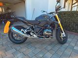 BMW R 1200 R - Motorräder in Halle