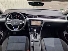 Fahrzeugabbildung Volkswagen Passat Variant GTE Navi Matrix Virtual Pano AHK