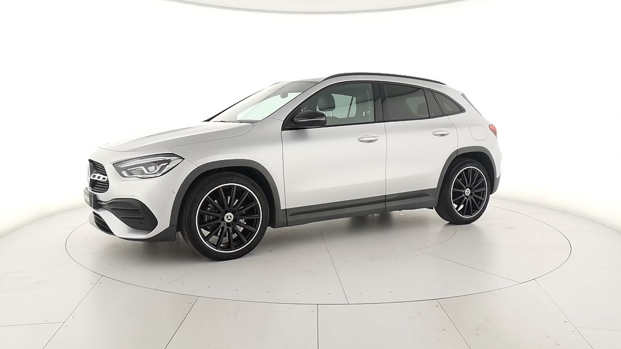 Mercedes-Benz GLA-H247 2020 - GLA 200 d Premium  imagem 2