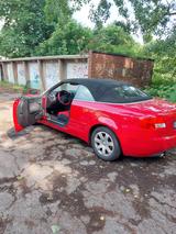 Audi Cabriolet - rote Audi Cabriolet