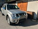 Nissan Navara d40 mit Hardtop - Nissan Navara: D 40