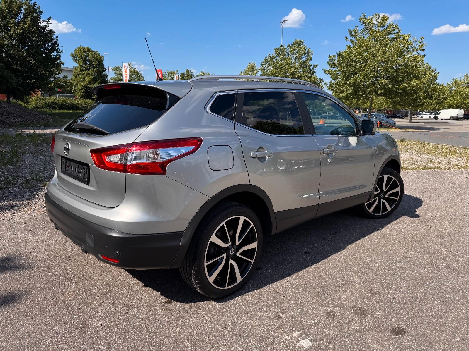 Nissan Qashqai Tekna1.6/1Hand/Neuer TÜV & Inspektion