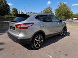 Nissan Qashqai Tekna1.6/1Hand/Neuer TÜV & Inspektion - Nissan Qashqai Gebrauchtwagen in München