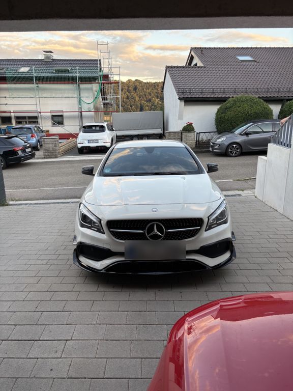 Image of Mercedes-Benz CLA 220 Shooting Brake