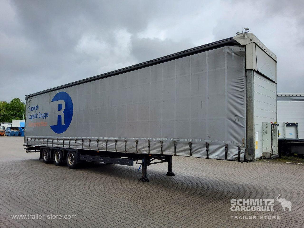 Schmitz Cargobull Curtainsider Mega Getränke