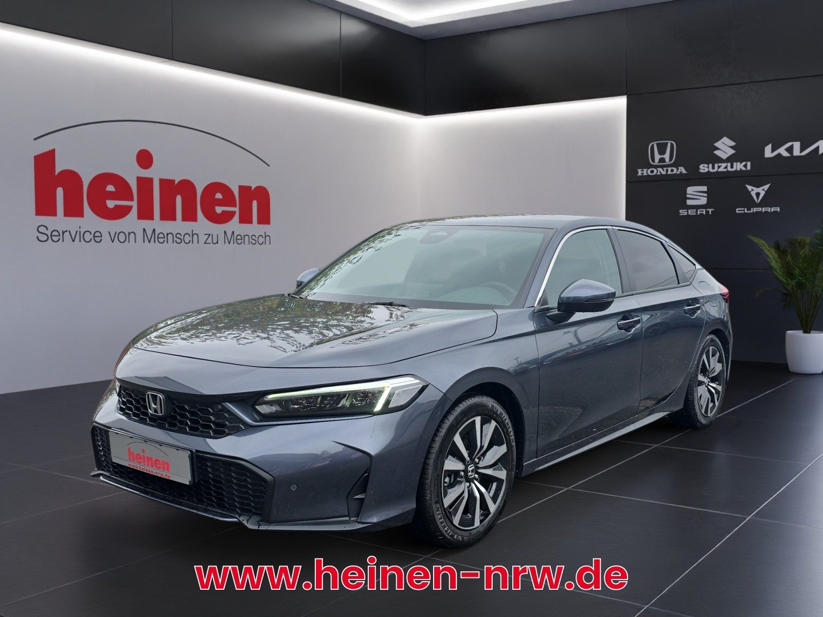Honda CIVIC 2.0 ELEGANCE NAVI LICHT REGENSENSOR