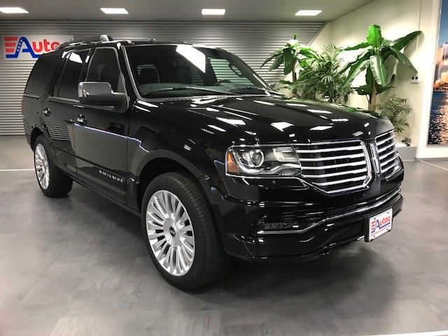 Fahrzeugabbildung Lincoln NAVIGATOR RESERVE 4x4 ECOBOOST -1.HAND