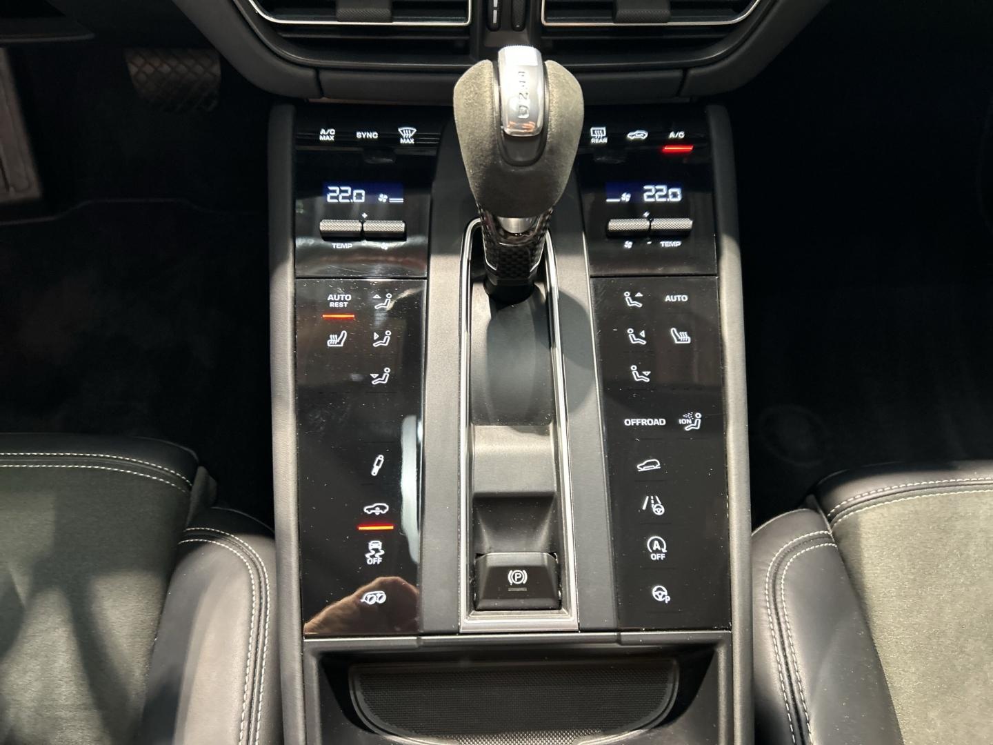 Porsche Macan GTS Burmester Surround-View Rückfahrkamera