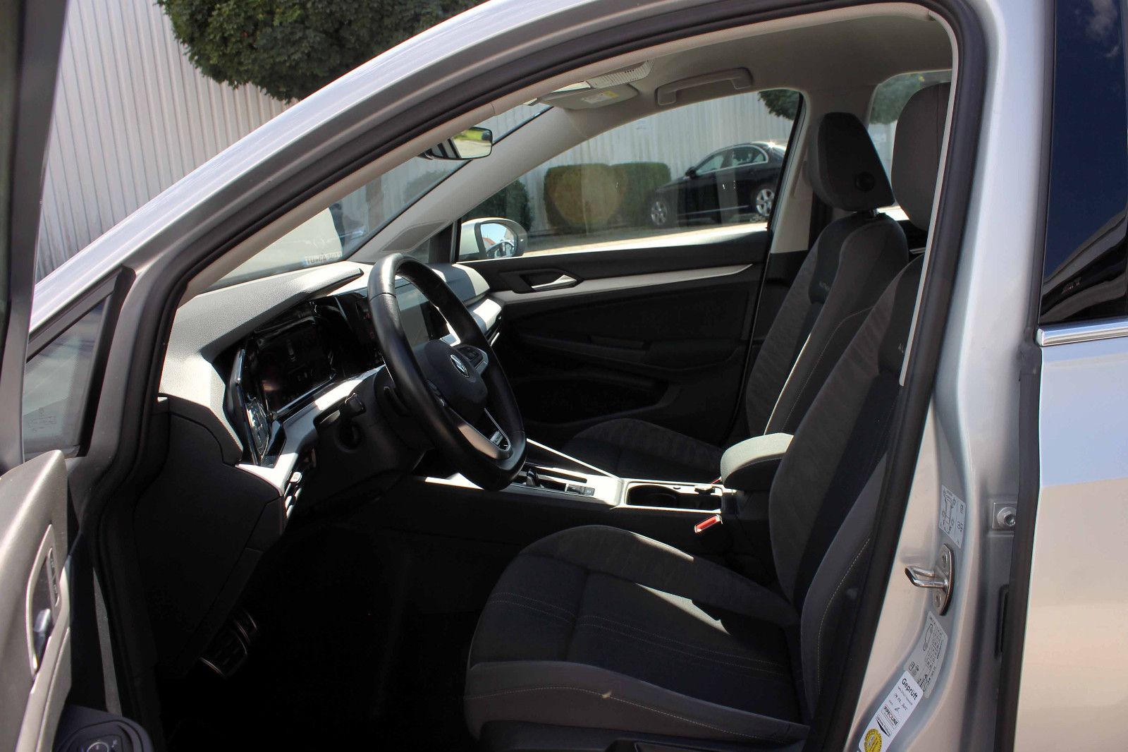 Fahrzeugabbildung Volkswagen Golf Variant Alltrack 4M DSG ACC LED KAM PDC AHK