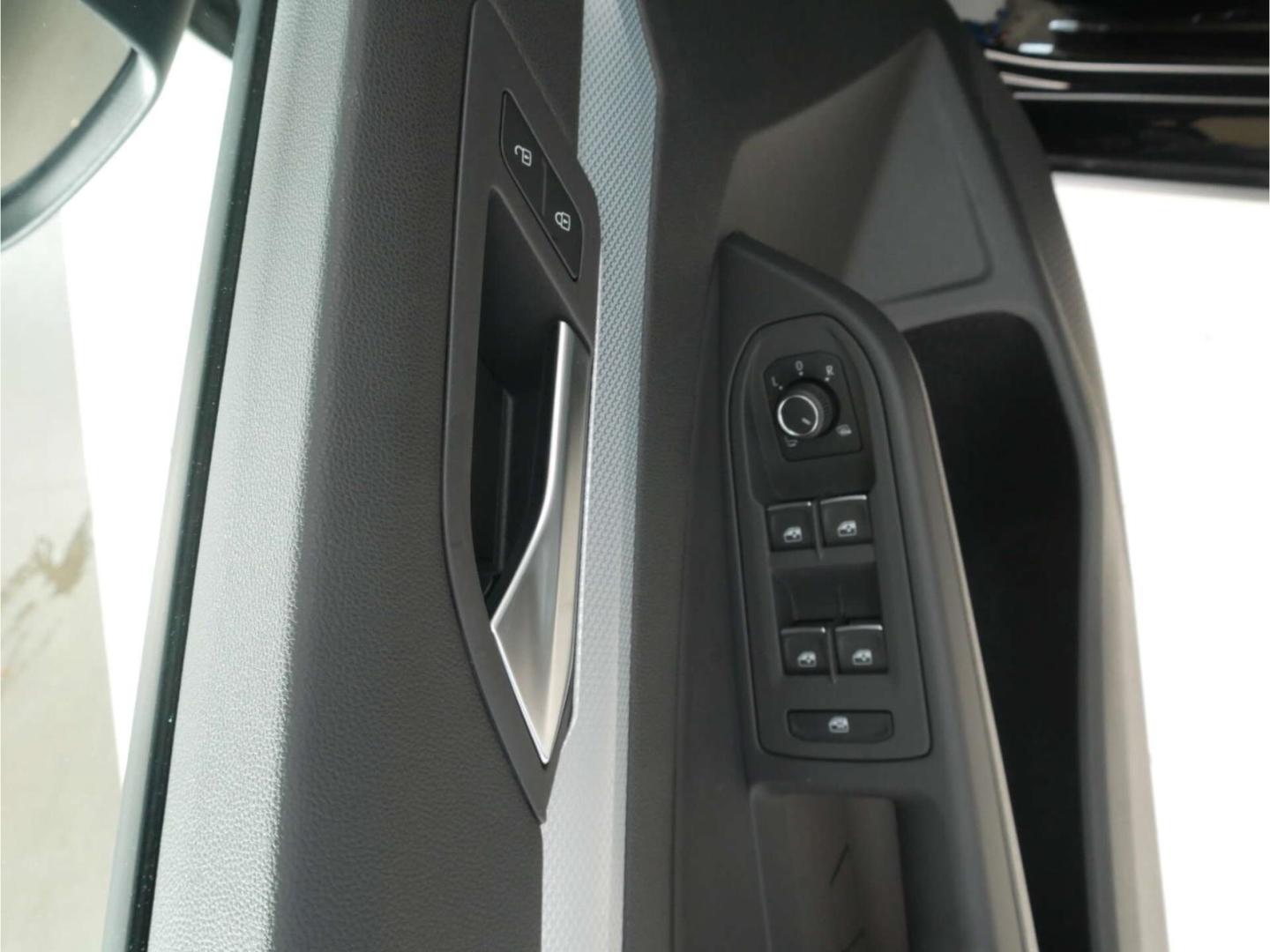 Volkswagen Golf Variant 1.5 TSI Goal 6-Gg. NAV/LED/AHK/RFK, миниатюра 15