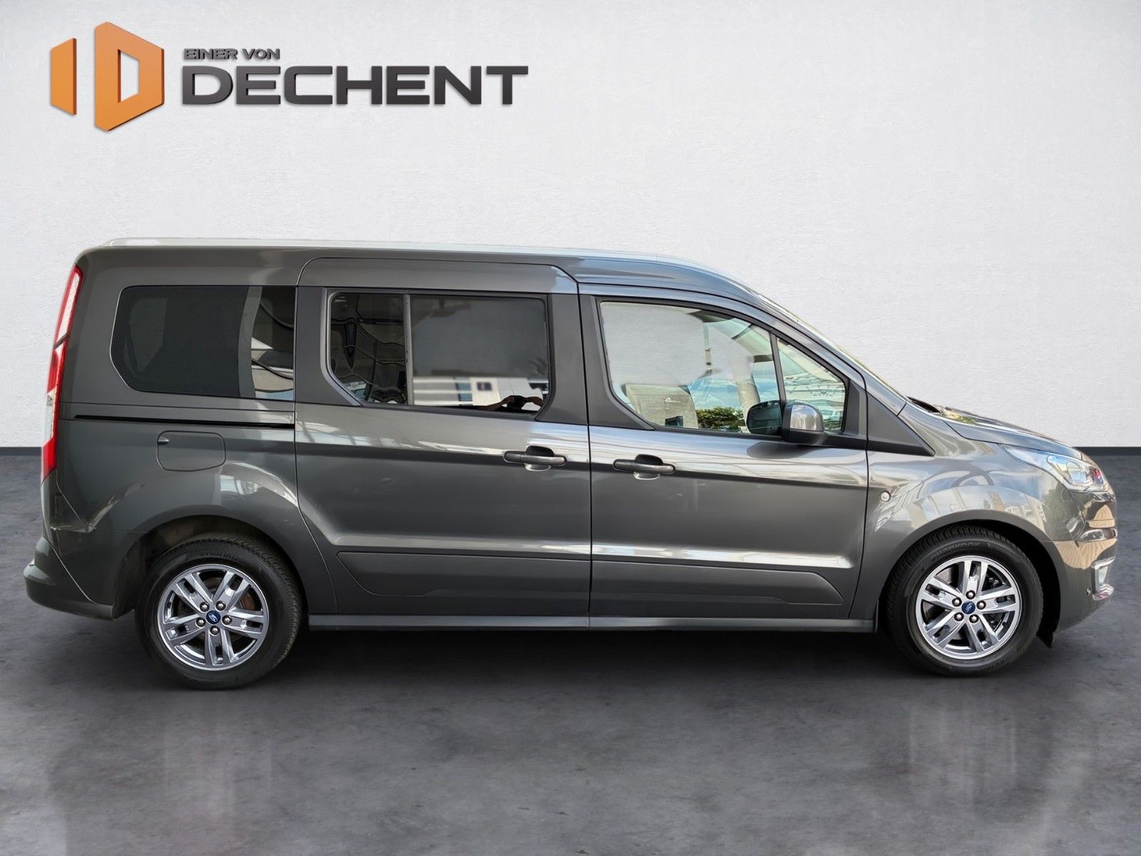 Fahrzeugabbildung Ford Grand Tourneo Connect Titanium 120PS AHK/7Sitze!