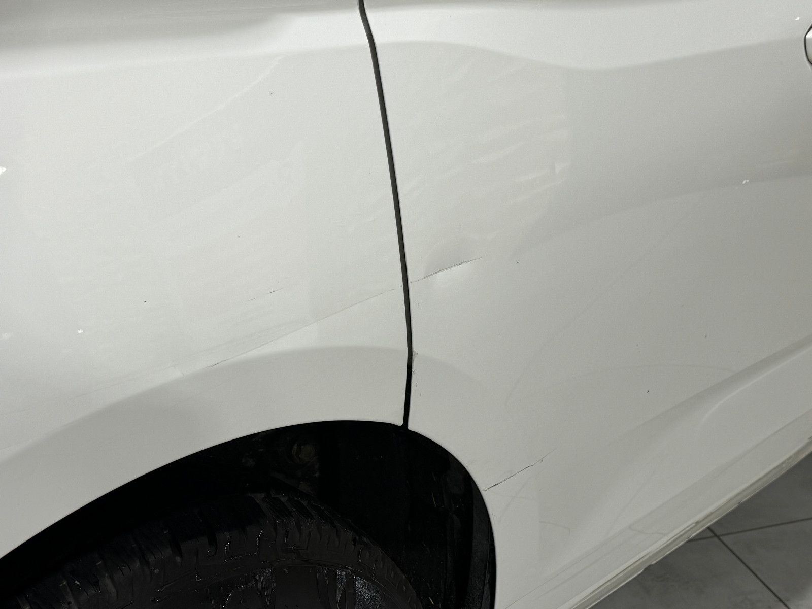 Fahrzeugabbildung Volkswagen Caddy  BLUETOOTH/AUTO-HOLD/ACC/TEMPOMAT/