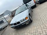 BMW E36 320i Lim - BMW 320 aus 1995: 320i