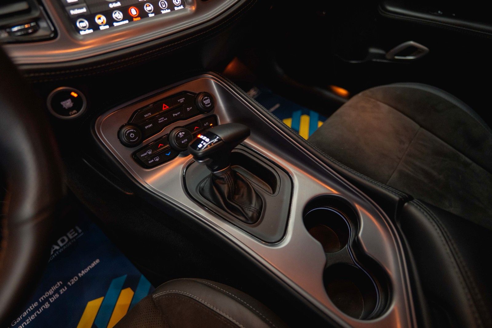 Fahrzeugabbildung Dodge Challenger 5.7 V8 R/T+ SRT WIDE BODY *LED*19%*