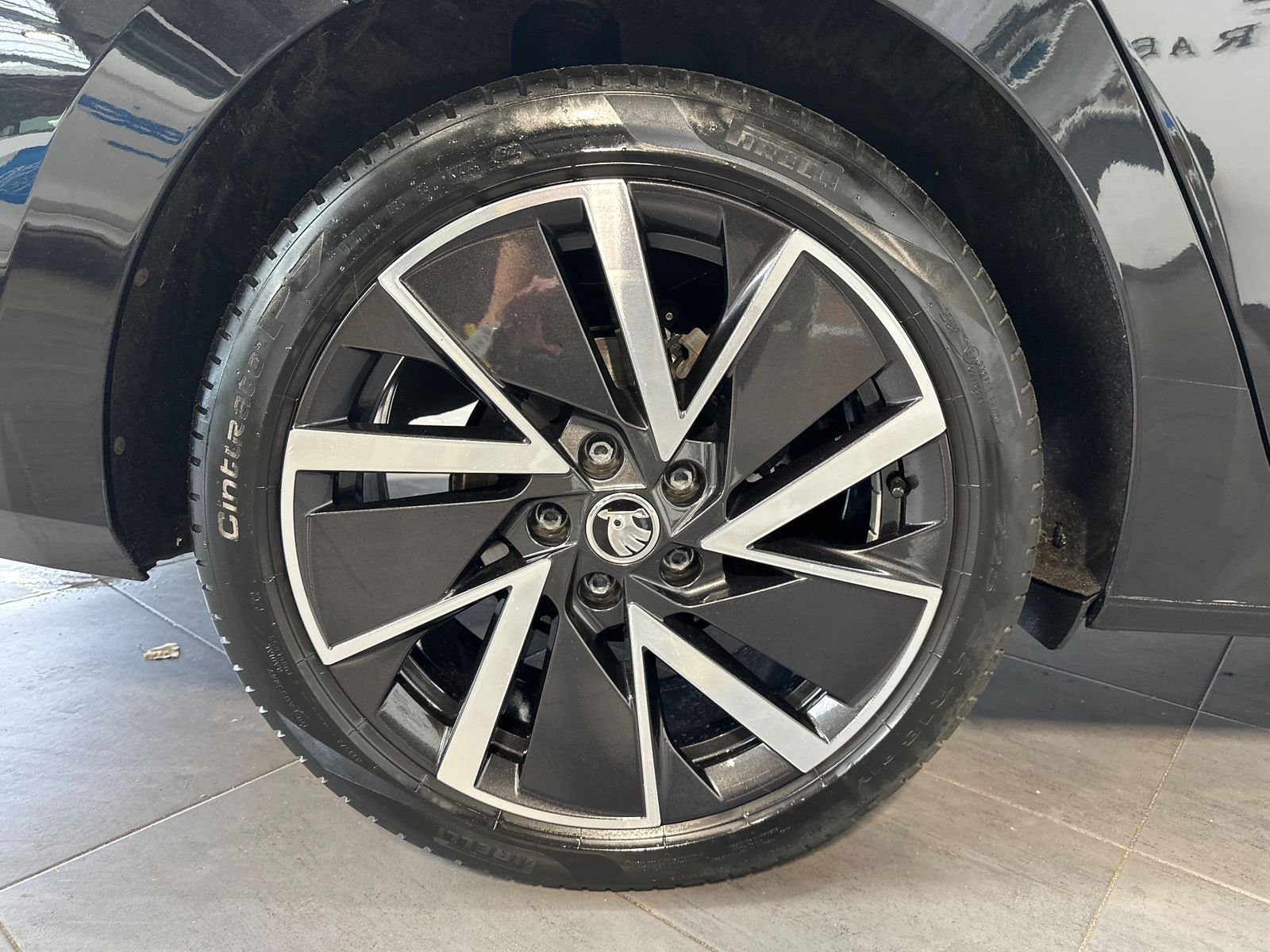 Fahrzeugabbildung SKODA Octavia Combi Sportline NAV+LED+ACC+DCC+18ZO+VC