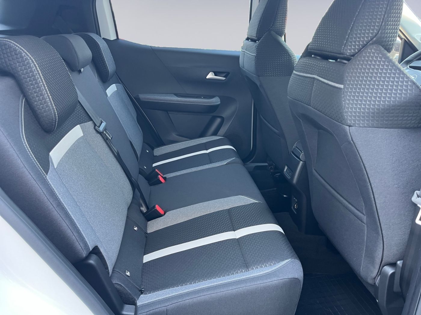 Opel Frontera - Bild 8