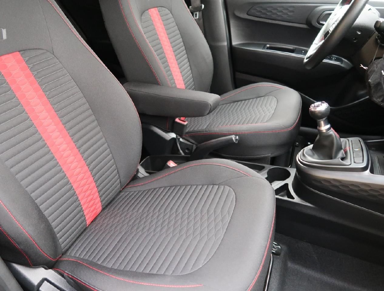 Fahrzeugabbildung Hyundai i10 1.2 Trend - Navi, Kamera h, Lenkrad-,Sitzhzg