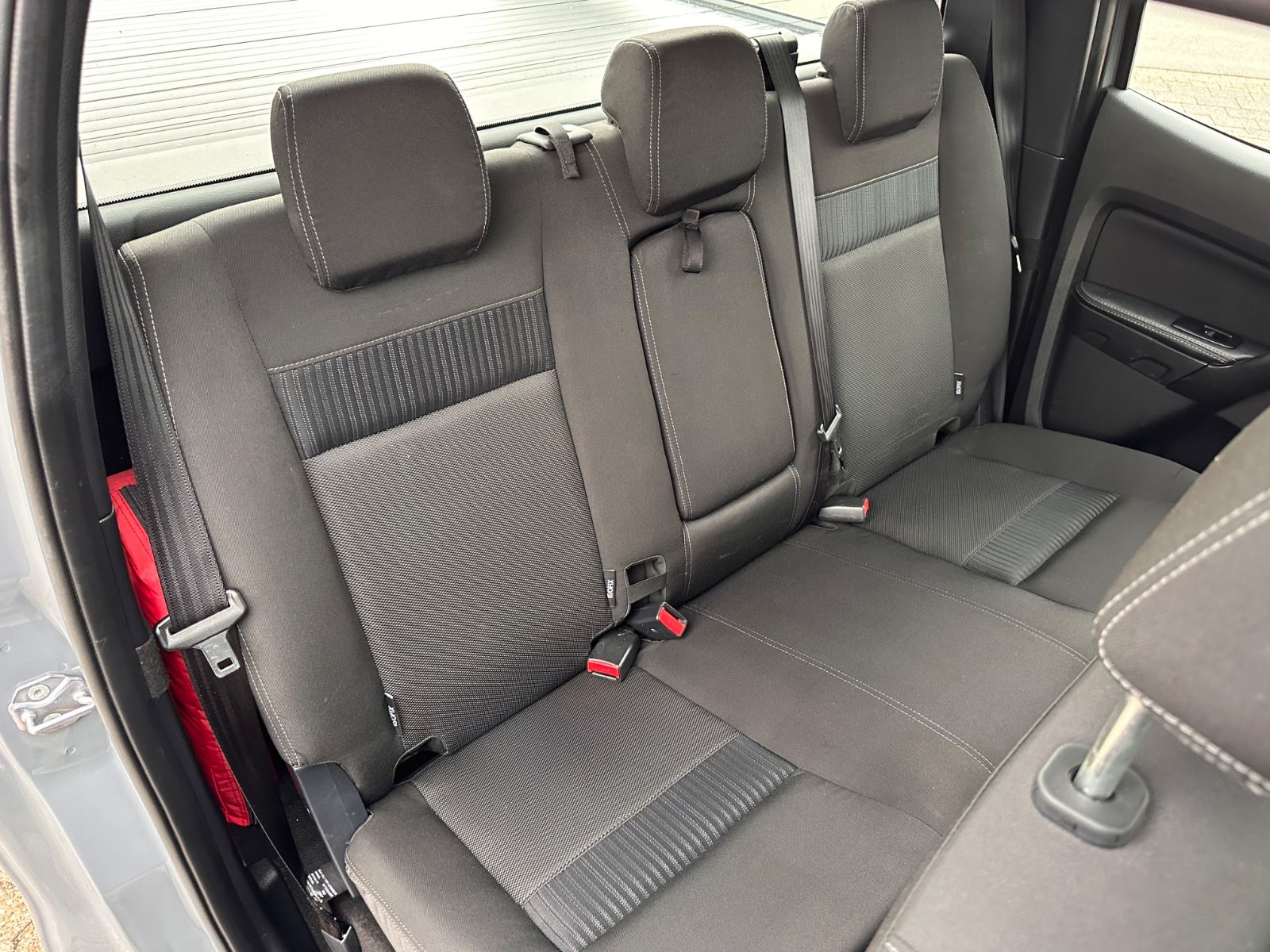 Fahrzeugabbildung Ford Ranger Wolftrak 2.0 TDCi 4x4 Autom. Doka/AHK/GRA