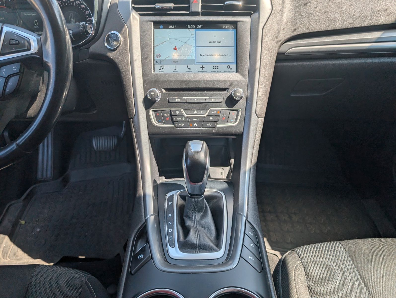Fahrzeugabbildung Ford Mondeo Turnier 2.0 Titanium