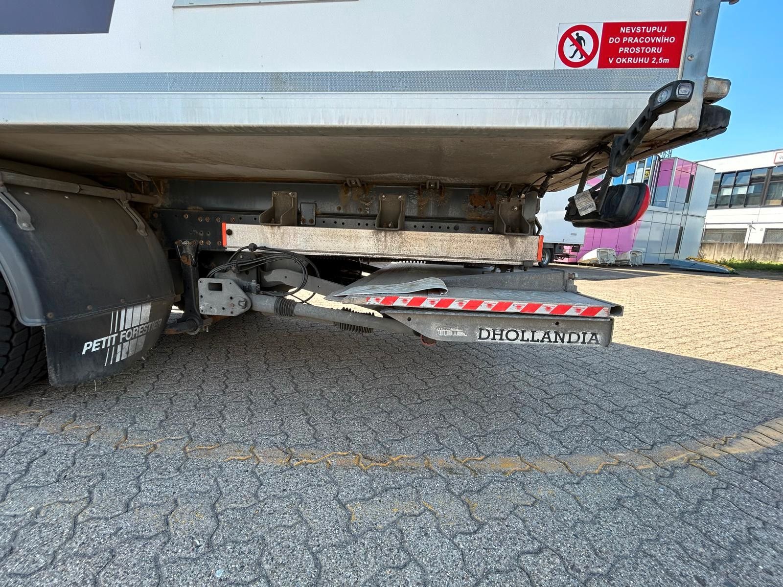 Fahrzeugabbildung Iveco 180 E 250 Kühlkoffer, Thermo King