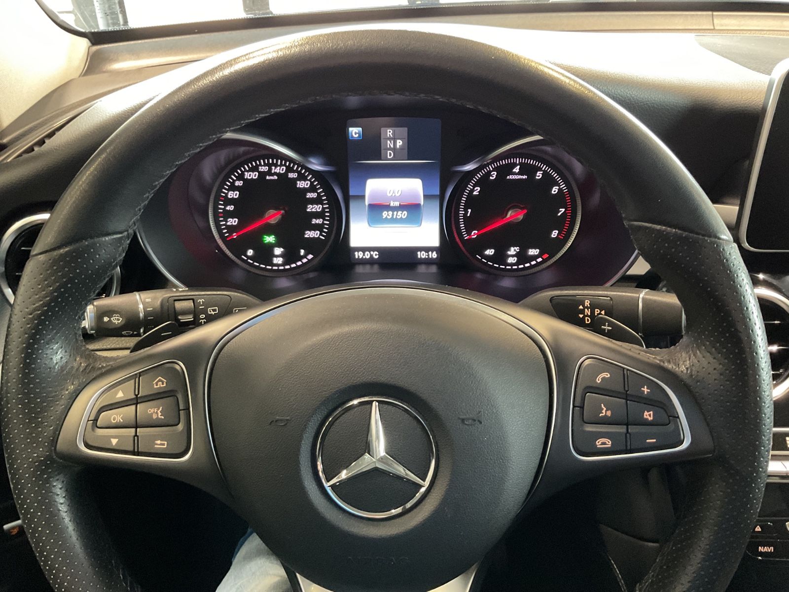 Mercedes-Benz GLC 300 4Matic Exclusive AHK Kamera LED Navi 19 foto 23