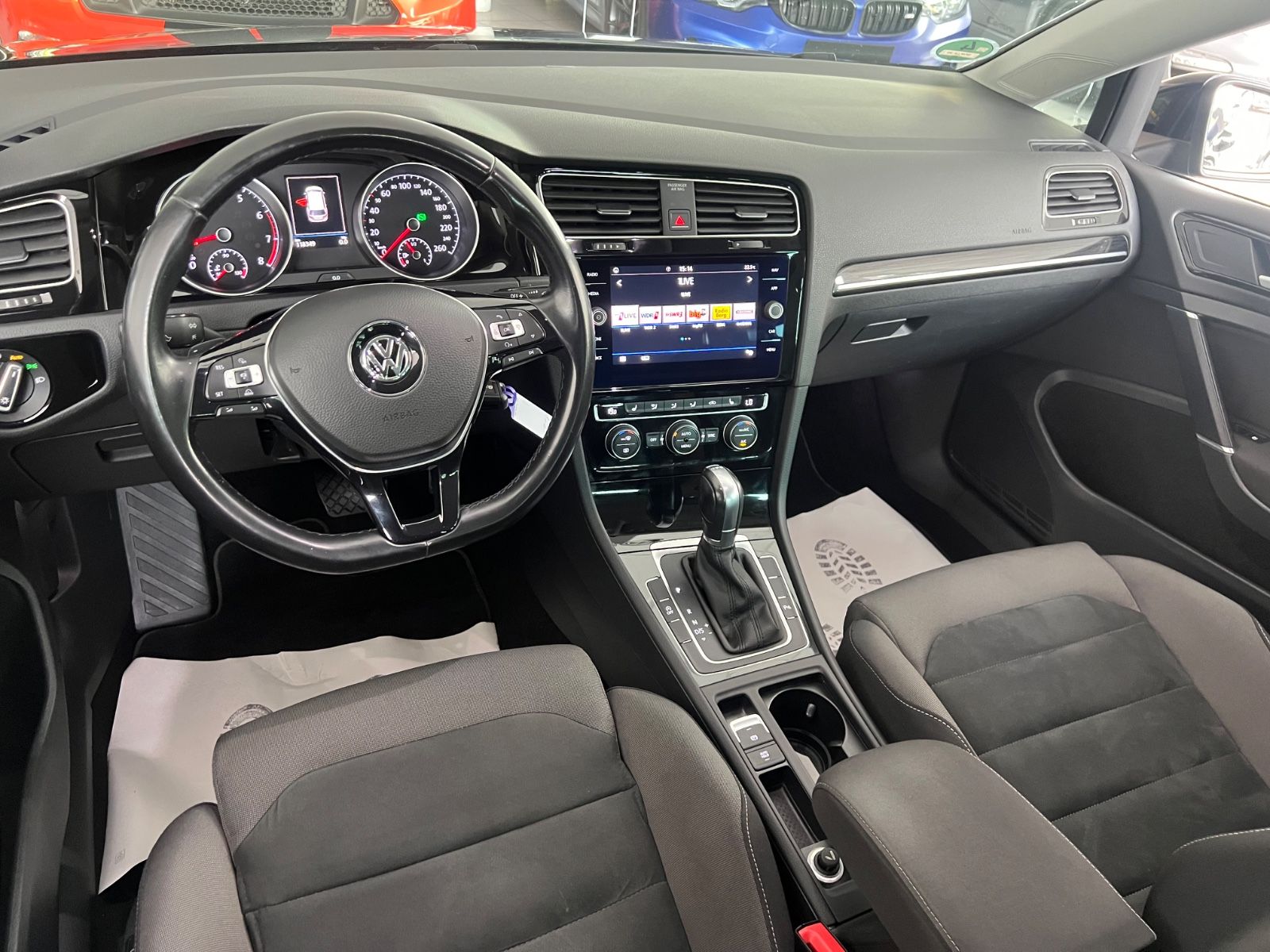 Fahrzeugabbildung Volkswagen Golf VII Variant Highline*Automatik