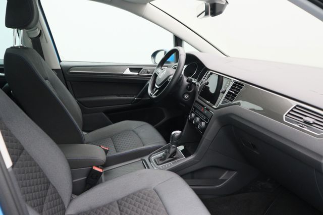 Fahrzeugabbildung Volkswagen Golf Sportsvan VII Join Panorama ACC