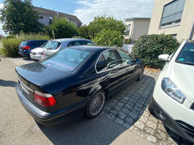 BMW E39 530d FACELIFT *MOTORSCHADEN*