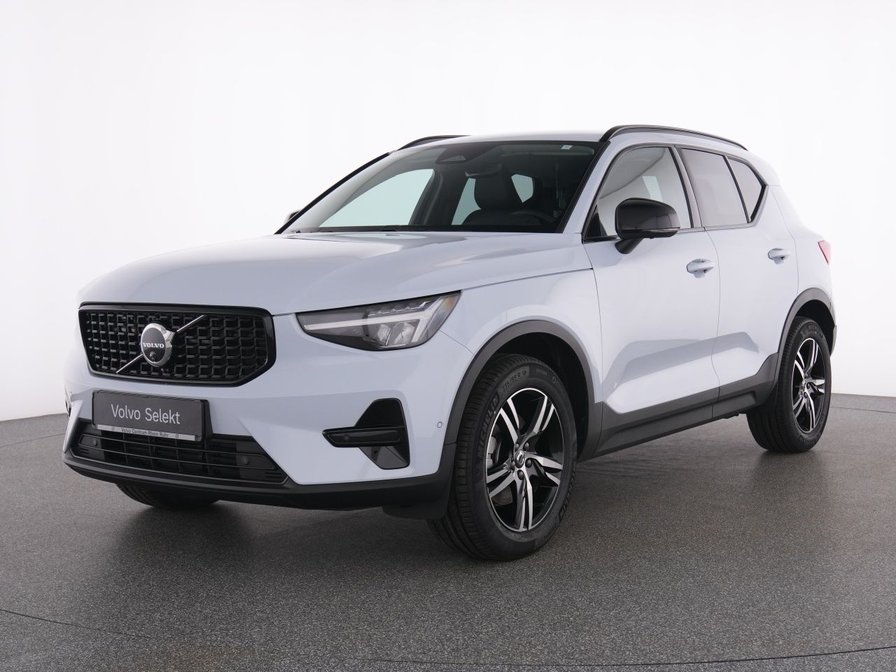 Volvo XC40 B3 Plus Dark+360°KAM+LEDER+STANDHZG+WINTER imagem 2