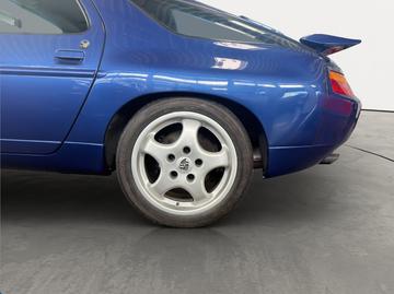 1993 Porsche 928 照片 5
