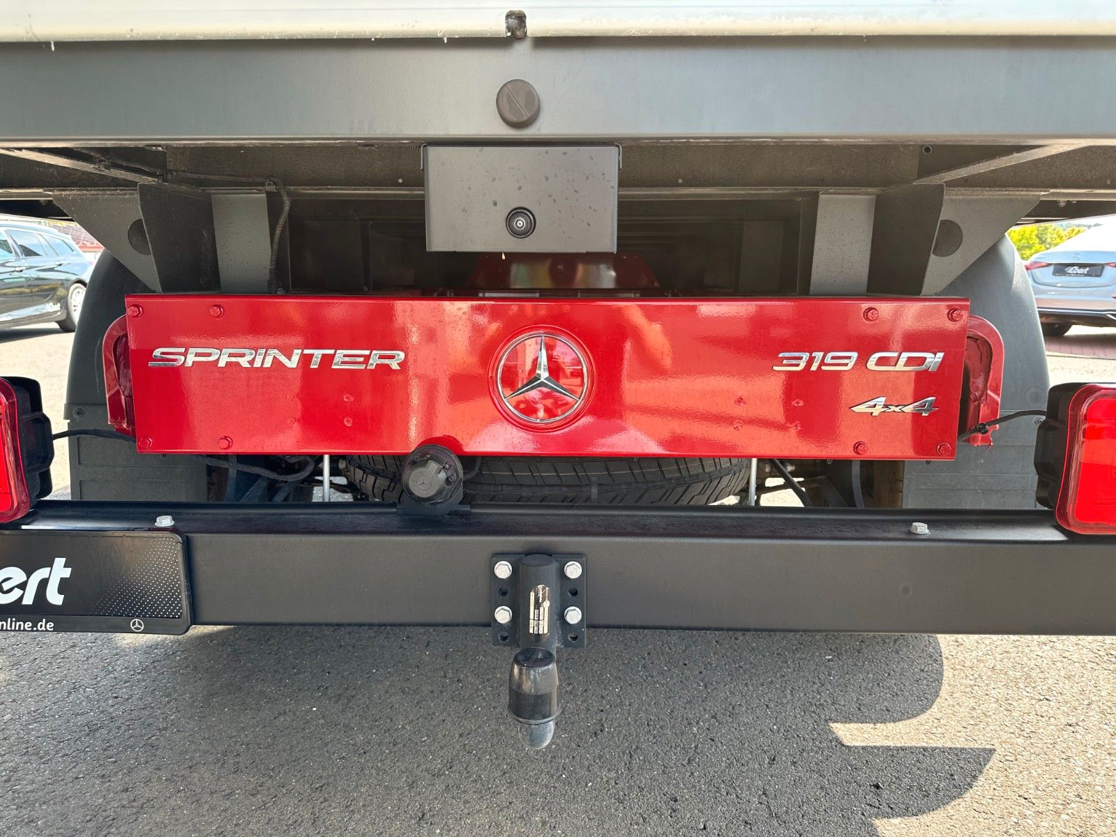 Fahrzeugabbildung Mercedes-Benz Sprinter 319 CDI 4x4 DoKa Klima AHK3,5to