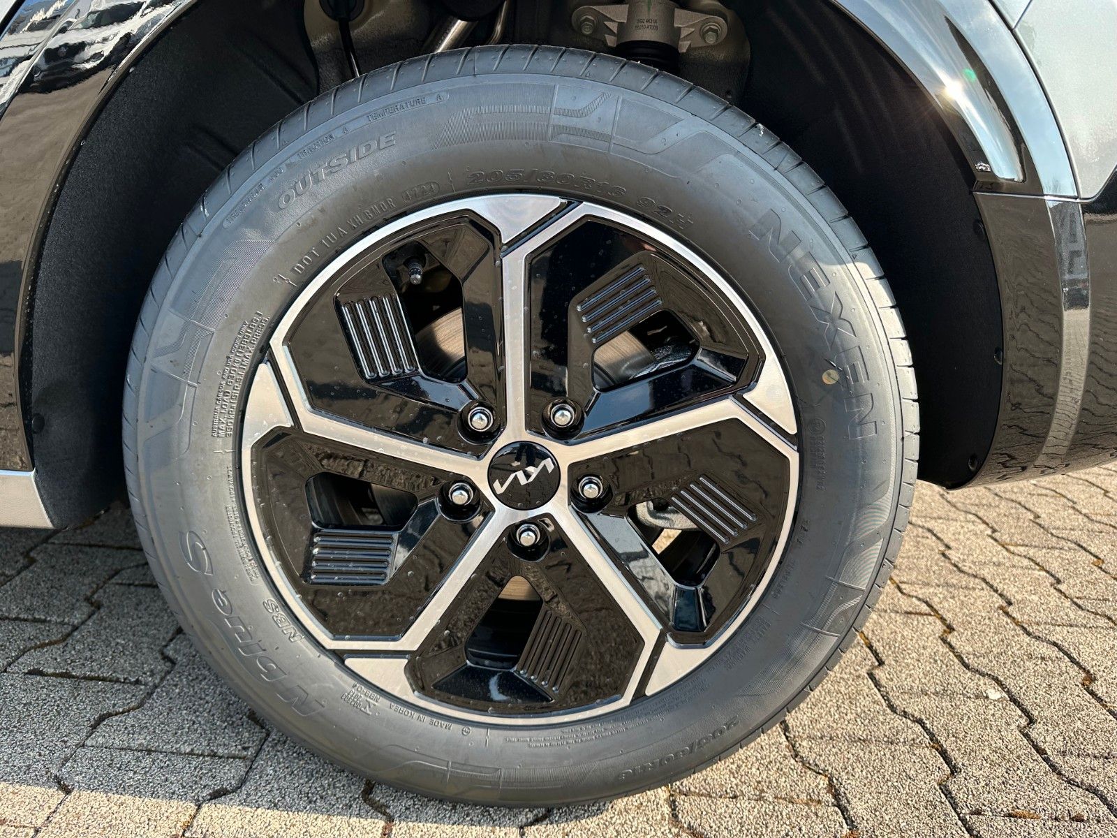 Fahrzeugabbildung Kia Niro 1.6 GDI Hybrid Vision Komfort Style